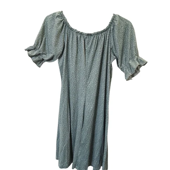 7 Junior Green Short Sleeve Dress with Tie Front Size G - Picture 7 of 13